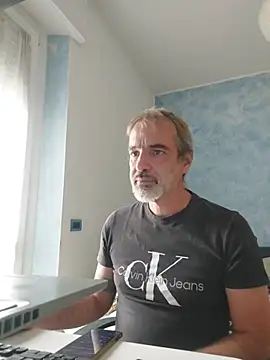 Marcolino183 Show in webcam
