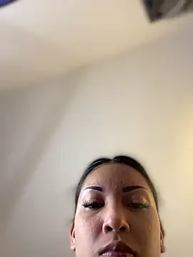 baby_lizy élő XXX-chatje