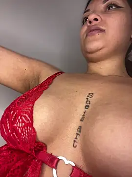 baby_lizy élő XXX-chatje