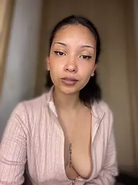 XXX chat uživo modela baby_lizy