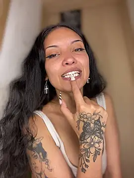 baby_lizy – Naživo XXX chat