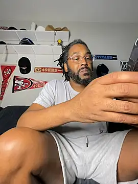 Show modela bigdinca na web-kameri