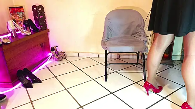 Mylegs4you's Webcam Show