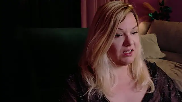 Živý XXX chat DominaSadique