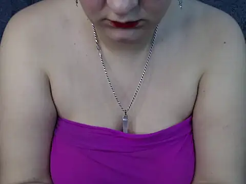 Soe_Lara live-chat rom