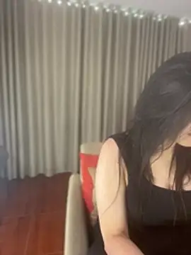 Zandrina লাইভ XXX চ্যাট