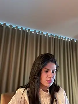 Chat +18 de Zandrina ao vivo
