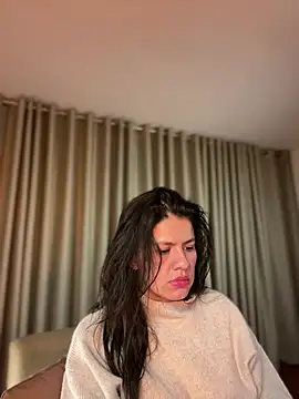 Zandrina 라이브 XXX 채팅