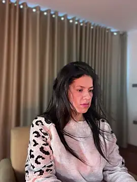 Aliinak's Live XXX Chat