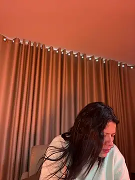 Aliinak Pertunjukan Webcam