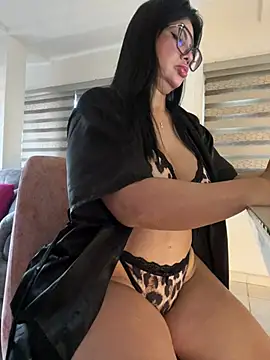 Hot_beauty__ Chat XXX in diretta