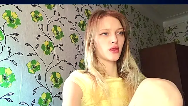 StarFrom_Hell Adlı Modelin Canlı XXX Sohbeti