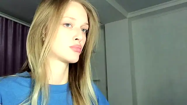 XXX chat uživo modela StarFrom_Hell