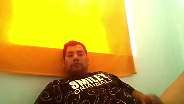 Angeldavid_02: διαδικτυακό σόου στην κάμερα