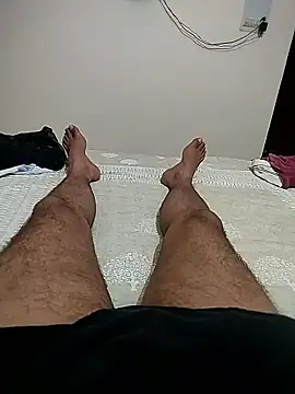 Delhi28 live XXX chat