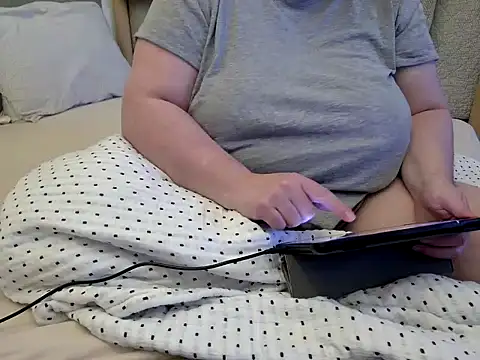 XXX chat uživo modela MarthaBriest