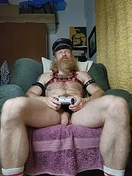Gingerbeard40: вебкам-шоу