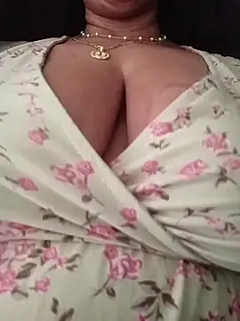 Živá chatovací místnost KittyKayla