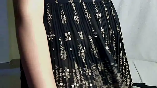 Chat XXX en directo de Nyra-Goddess