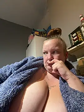 عرض كام busty-bella1