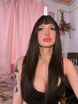 Вебкам-шоу madelinexx