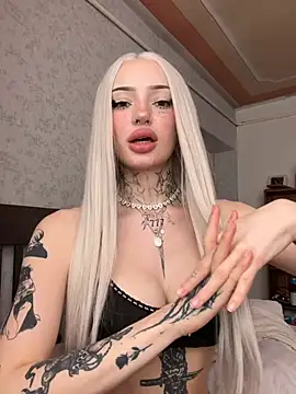 madelinexx Adlı Modelin Canlı XXX Sohbeti