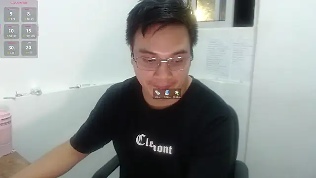 ahntony__69 Pertunjukan Webcam