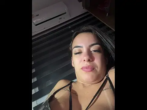 Srta_Jhenny Chat XXX live
