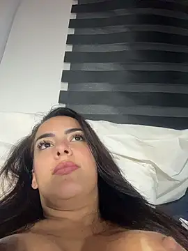Chatroom XXX en direct de Srta_Jhenny