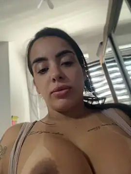 Show de Srta_Jhenny na webcam
