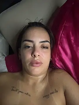 Srta_Jhenny লাইভ XXX চ্যাট