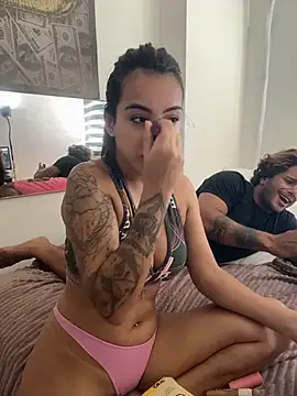 Chat +18 de Srta_Jhenny ao vivo