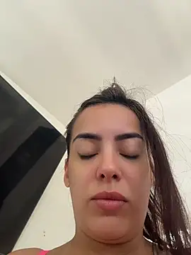 Srta_Jhenny 现场XXX聊天