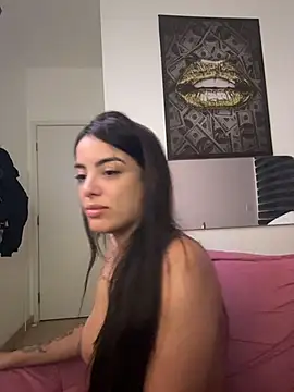 הופעת וובקאם של Srta_Jhenny