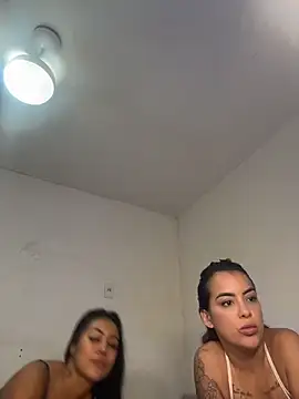 แชท XXX สดของ INTENSAeFATAL