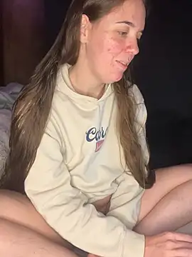 chellerayy's Webcam Show