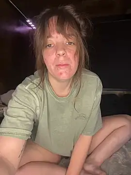 chellerayy Show in webcam