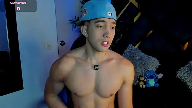 jeicob_stone Show in webcam