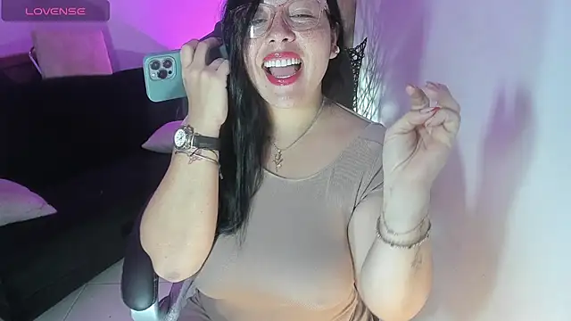 jessicarabbit_1 Adlı Modelin Canlı XXX Sohbeti