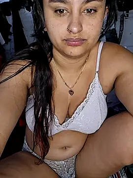 sariitha_sw Adlı Modelin Canlı XXX Sohbeti