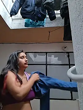دردشة sariitha_sw الجنسية المباشرة