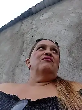 MOTHER_AND_SON09 webcam show