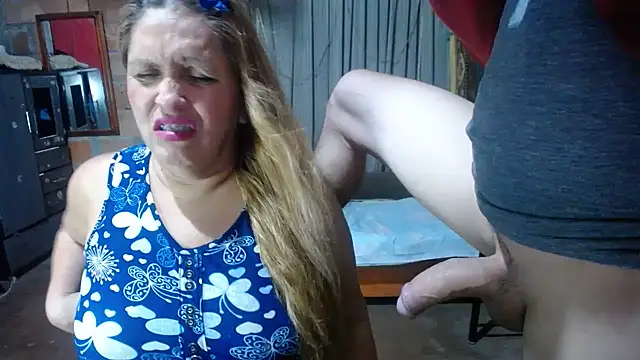 MOTHER_AND_SON09 webcam show
