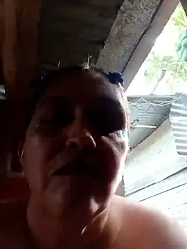 MOTHER_AND_SON09 Webcam Show