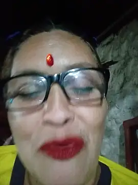 הופעת וובקאם של MOTHER_AND_SON09
