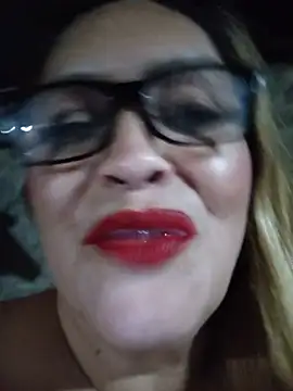 MOTHER_AND_SON09's Webcam Show
