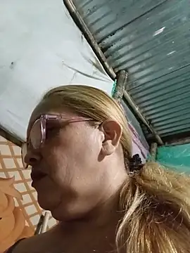 MOTHER_AND_SON09's Webcam Show