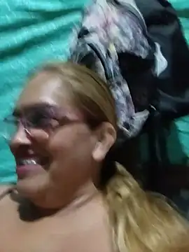 MOTHER_AND_SON09's Webcam Show