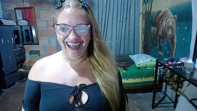 MOTHER_AND_SON09 Webcam show