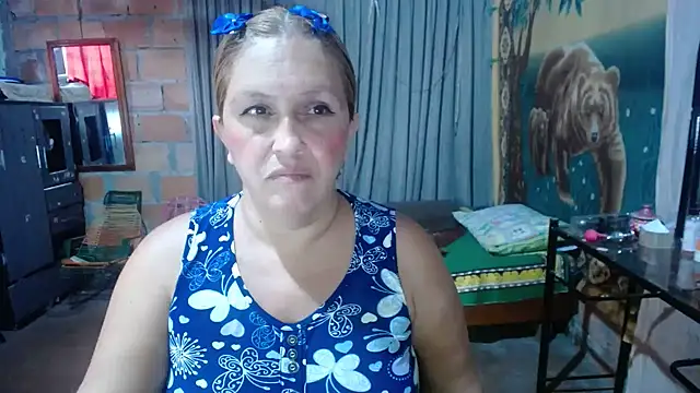 MOTHER_AND_SON09 – Kamerová šou